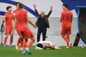 九游应用下载-马德兴：国足27人无甚新意 费南多或成唯一变数