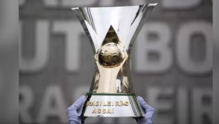 九游官方网站-时隔5年后 巴甲重返中国 时差或是最大障碍！