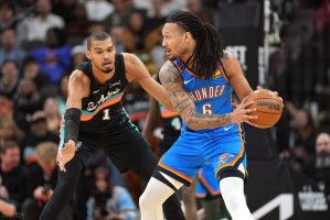 九游官方网站-文班29+11+6，弗拉格空砍32+6！马刺赢独行侠，一战看清这5名球员